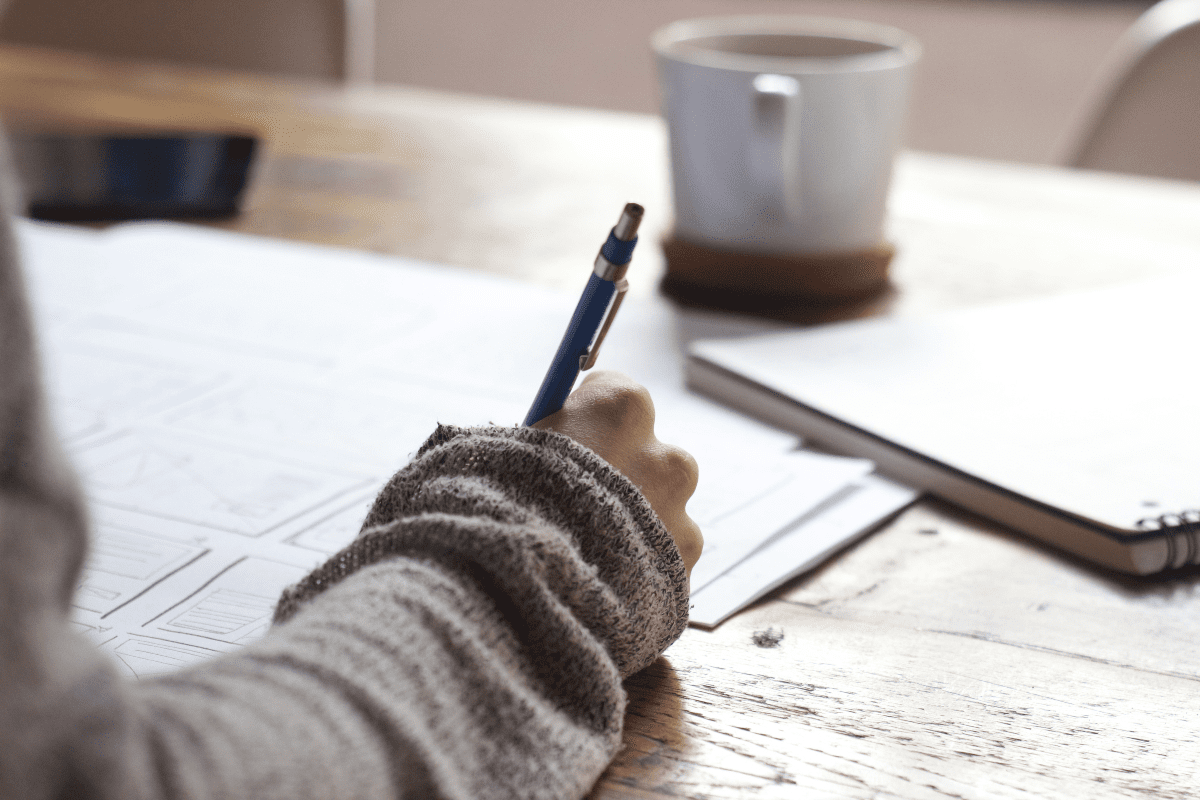 Make your bare minimum list and essentials list so you can remember all the things you want in your apartment